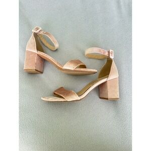 CL Laundry Heels Womens 8 Pink Velvet Block Heel Ankle Strap Sandals JVCB-001
